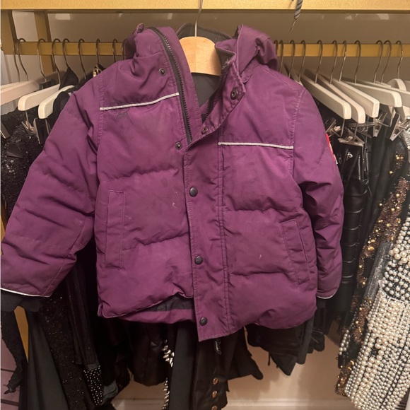 Kid Canada Goose Coat - Picture 1 of 5